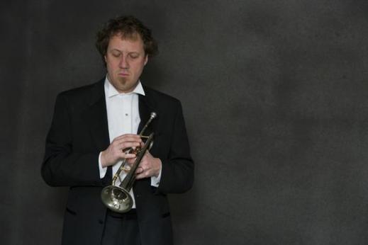 2009 : Martin Q Larsson